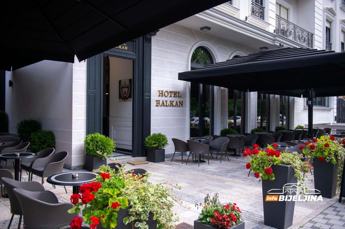 Balkan Hotel *