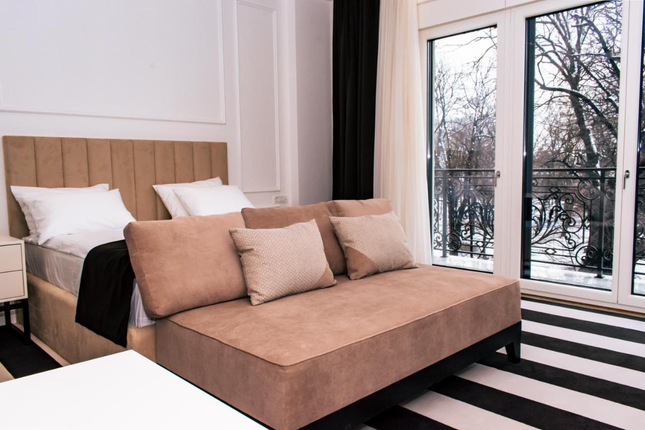Balkan Hotel